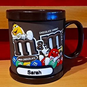 M&M's World SARAH - New York Vintage Embossed 2018 Plastic Mug. Great Condition.